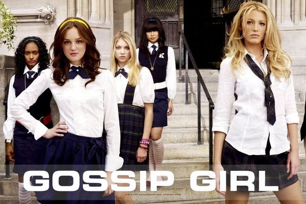 Αποκαλύφθηκε το Gossip Girl!