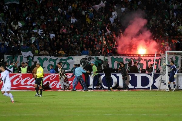 Διαμαρτύρονται οι Αιγύπτιοι ultras