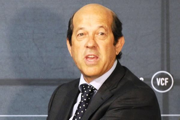 Δεν κρίνει τους διαιτητές ο Γιορέντε