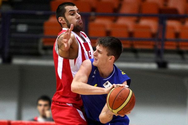 Θεαματική «προπόνηση» στο Περιστέρι ο Ολυμπιακός