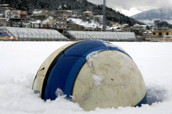 Αγωνιστική σε χιονισμένο φόντο