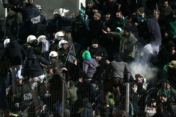 Οκτώ συλλήψεις και δύο τραυματισμοί στη Λιβαδειά