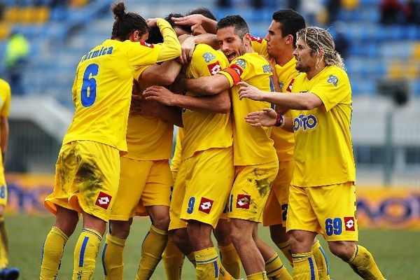 Ο Αστέρας τη νίκη, η Δόξα τη λάμψη (photos+videos)