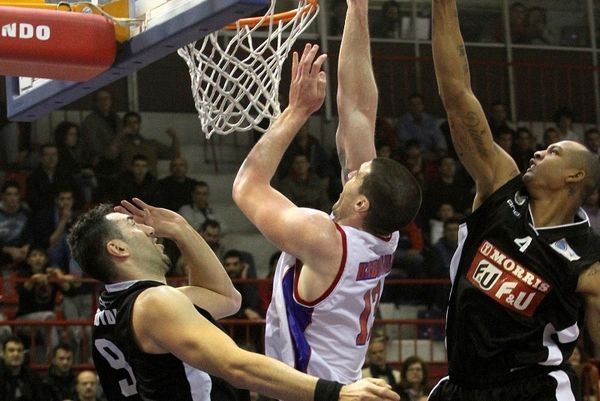 Το σερί συνεχίζεται για Πανιώνιο