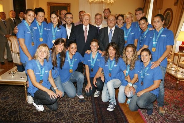 Στον Πρόεδρο της Δημοκρατίας η Εθνική