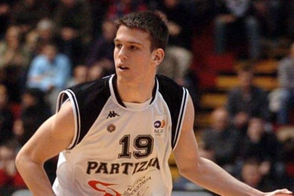 Έφθασε Αθήνα ο Μίτροβιτς