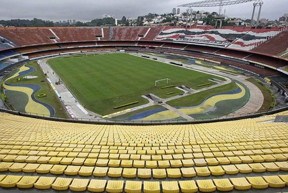  Απεργία εργατών στα γήπεδα της Βραζιλίας!