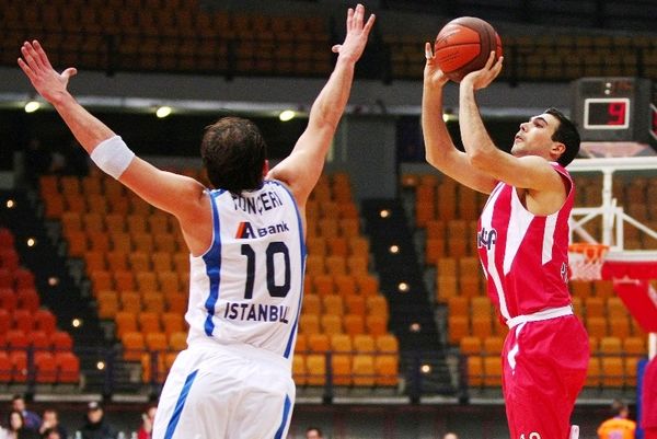 Από την ΕΤ-1 το αποψινό Εφές-Ολυμπιακός