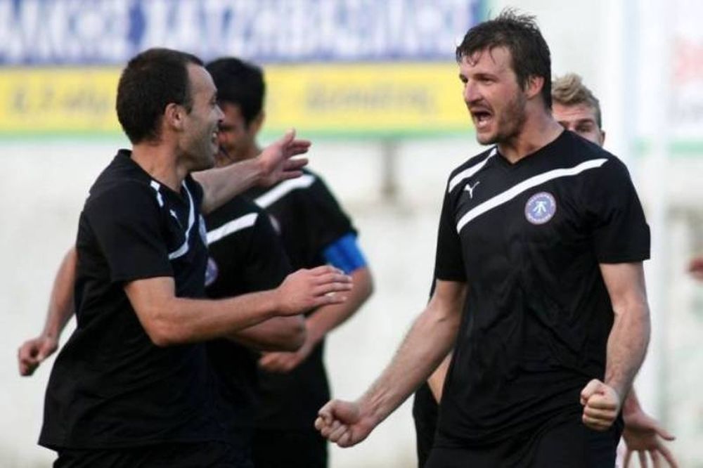 Δεν υπέγραψε ο Λαζαρίδης στον Βατανιακό