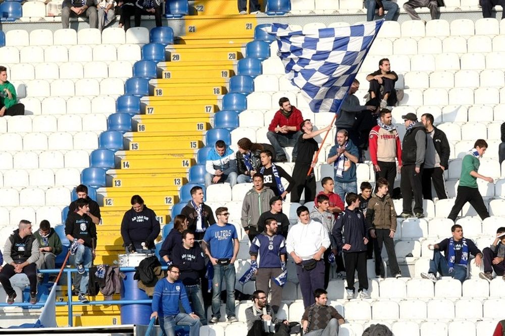 Κόβει την πίτα της η «Αναγέννηση»