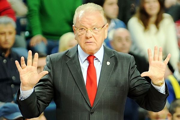 Tα 37 λεπτά του κόσμου και τα τρία του Ντούντα