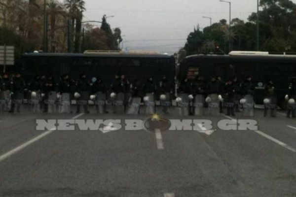 «Αστακός» η Αθήνα – Επεισόδια στο Σύνταγμα