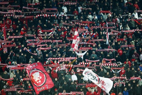 Στα εκδοτήρια τα εισιτήρια με Ρούμπιν