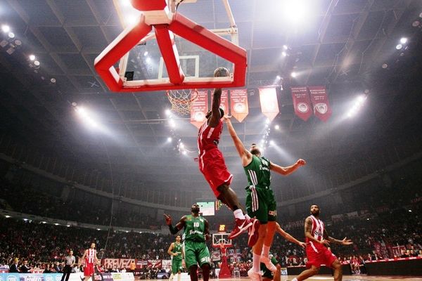 Σημαντικό μερίδιο τηλεθέασης «έκλεψε» το ντέρμπι