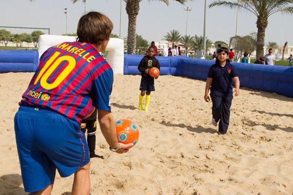 Δίδαξε beach soccer στο Κατάρ ο Αμαρέγιε