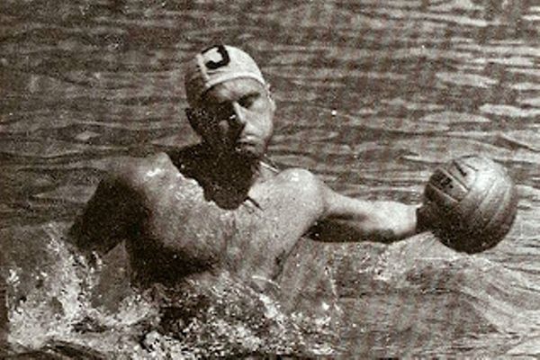 Απεβίωσε ο Πέτερ Ρούσοραν