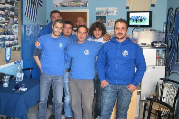 Μαθήματα συμπεριφοράς από τους οπαδούς!