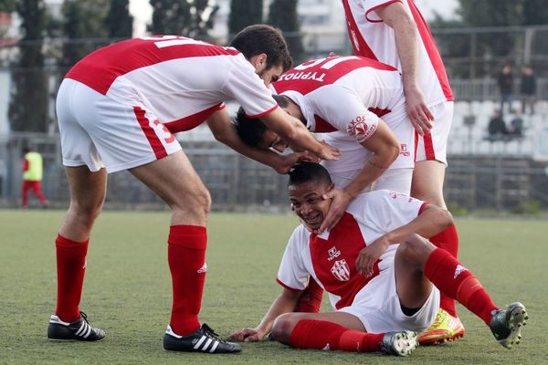 Τσικνοπέμπτη στο γήπεδο για το Ρουφ!