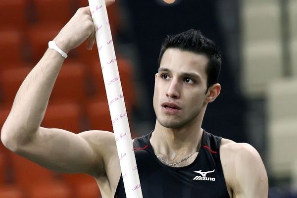 Σταθερά στα... ψηλά ο Φιλιππίδης