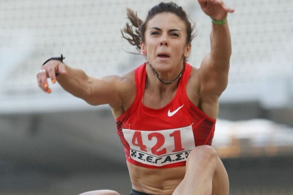 Στα…  χαμηλά η Πέρρα