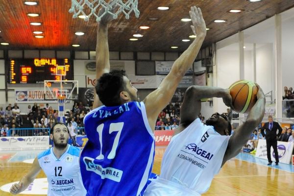 Με ντέρμπι πέφτει η αυλαία της 20ής αγωνιστικής της Α1