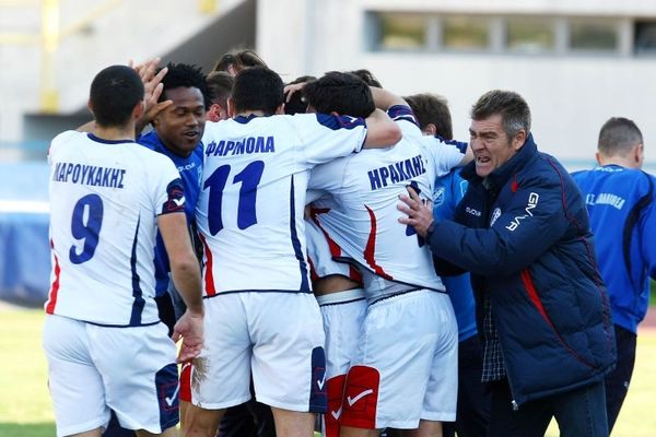 Ευχάριστοι… πονοκέφαλοι για Παντελή!