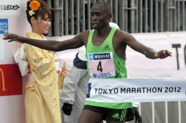 Ο Κίπκοριρ νικητής στο Μαραθώνιο του Τόκυο