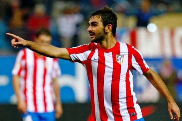 Αντριάν: «Μπορούμε να κερδίσουμε στην Μπαρτσελόνα»
