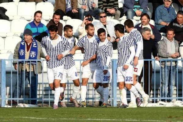 Φουλάρει για την κορυφή ο Απόλλων Σμύρνης