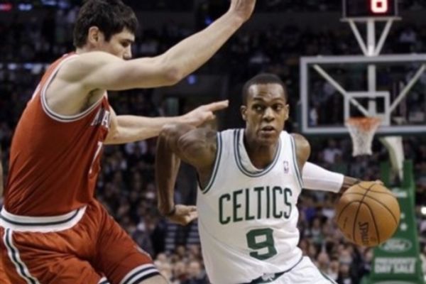 Τρίτο triple-double για Ρόντο