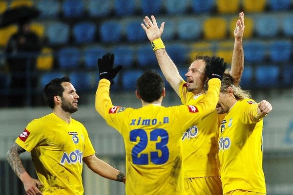 Δεν βιάζονται για τις ανανεώσεις στον Αστέρα