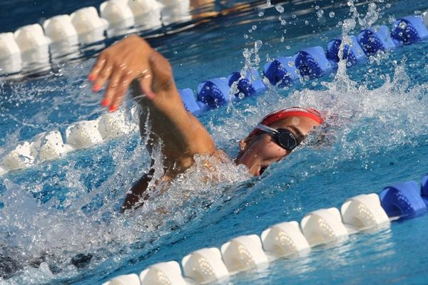 Πρωτιές και όρια για τους Έλληνες κολυμβητές