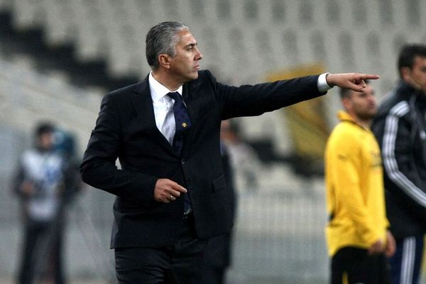 Κωστένογλου: «Μας πονάει αυτή η ήττα»