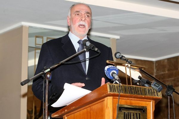 Σεβαστής: «Να το κλείσουμε»