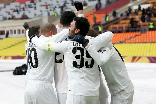 «Ζεσταίνεται» για την πρόκριση ο Ολυμπιακός στο -3