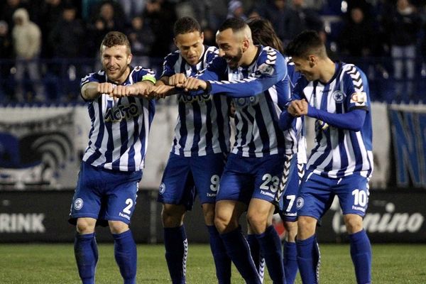 «Έχτισε» σερί, αγκάλιασε την πεντάδα (photos+videos)