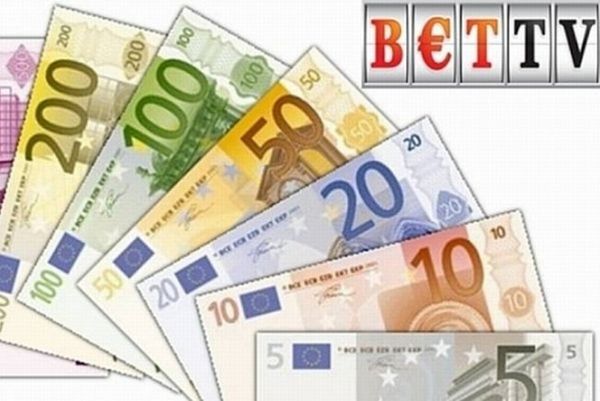 Ακόμα ένα Σαββατοκύριακο στο ταμείο!