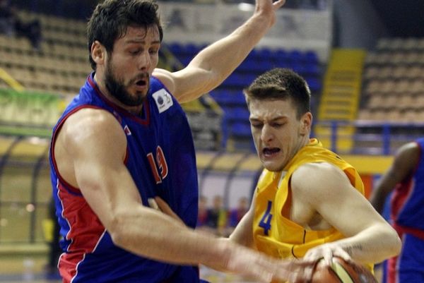 Ανοίγει η αυλαία στη Νέα Σμύρνη