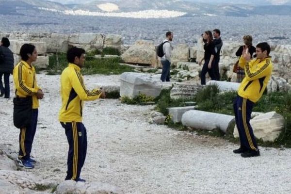 Βόλτα στην Ακρόπολη η Μέταλιστ