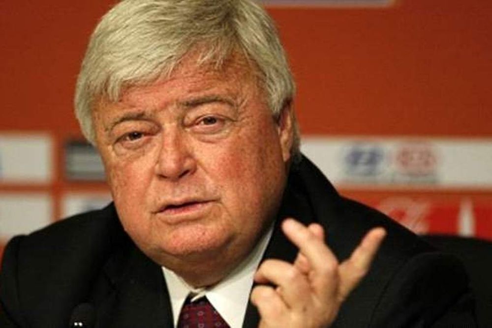 Παρελθόν ο Τεξέιρα από FIFA