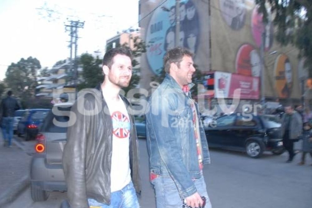 Μελίσσης και Χολίδης στη Γλυφάδα!