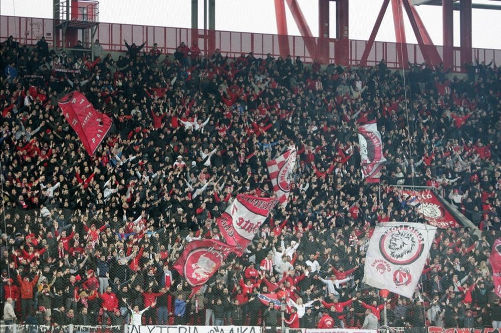 «Νάτοι, νάτοι οι πρωταθλητές»