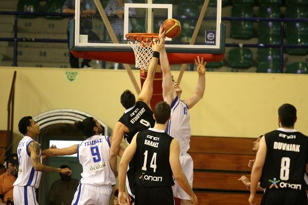 Εύκολο απόγευμα για τον Ίκαρο