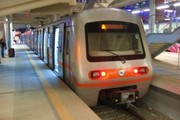 Μια βόλτα με το μετρό...