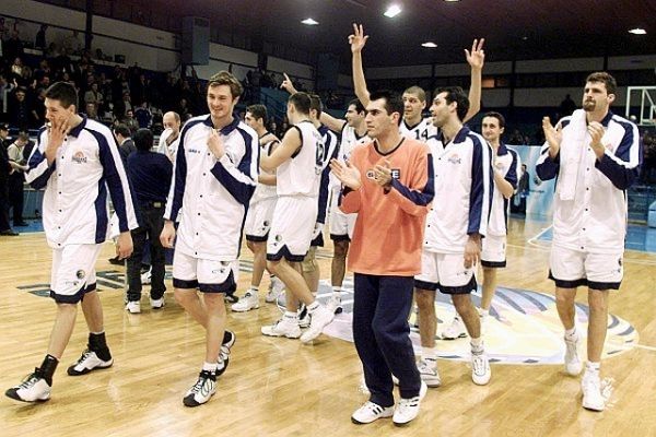 Για... φίλημα το ρόστερ του Ηρακλή!