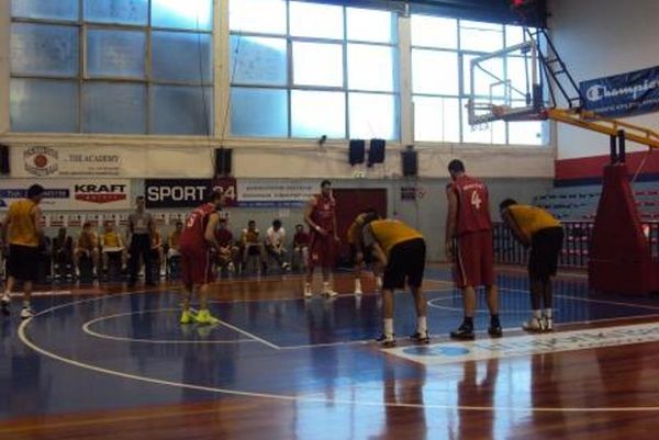 Φιλική νίκη επί του Ίκαρου ο Πανιώνιος