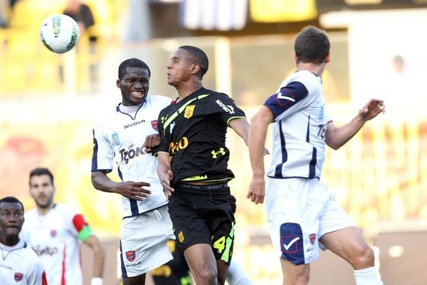 Συσφίγγουν τις σχέσεις τους στον Πανιώνιο