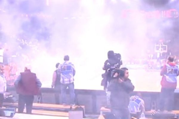 «Κάηκε» για τις Γυναίκες το «Αμπντί Ιπεκτσί» (video+photos)