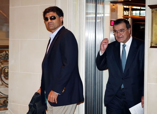 Ο δρόμος εξόδου απ' το... τούνελ!