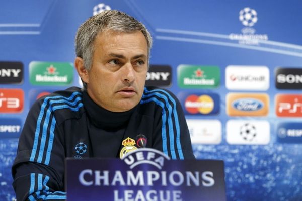 Μουρίνιο: «Ανησυχώ για τους τραυματισμούς»